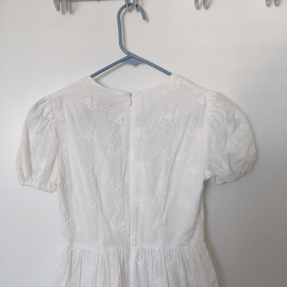 Gal Meets Glam White Eyelet Midi Dress - Picture 8 of 8